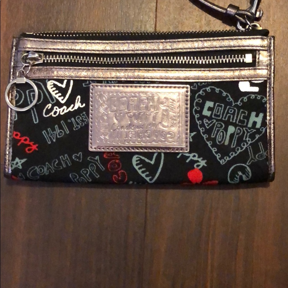 Coach Poppy Wristlet